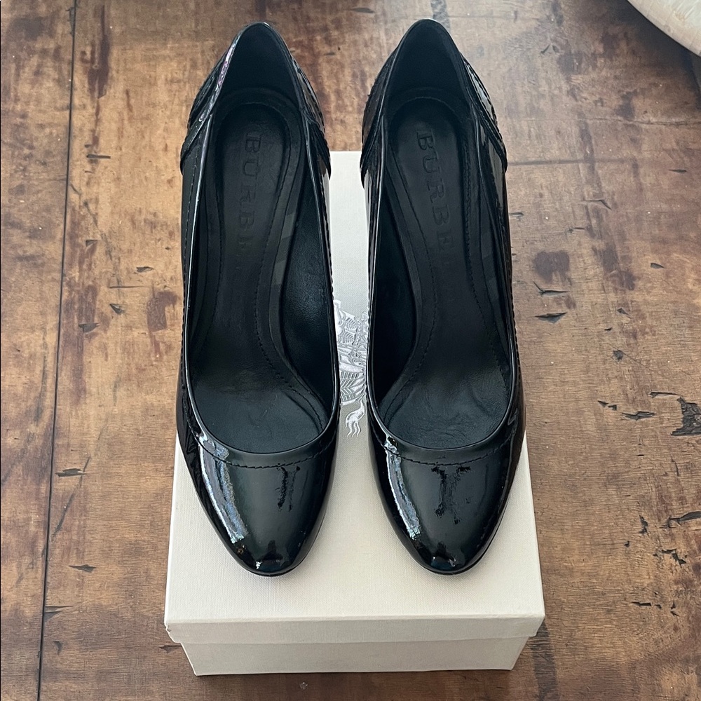 Burberry Black Patent Leather Heels